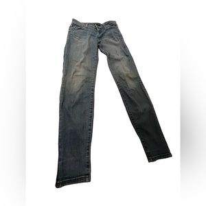 Level 99 Janice Ultra Skinny Jeans EUC Size 26